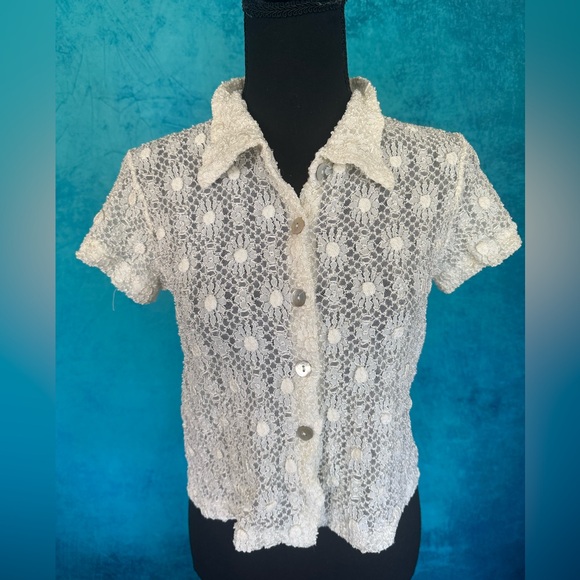 Lia Tops - Vintage LIA Ivory Textured Lace Button Up Made in USA